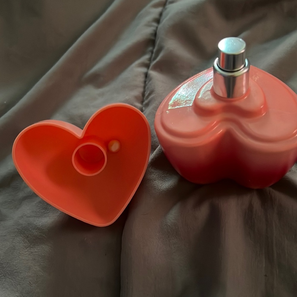 Never used, really cute for decor, and sweet peach scented